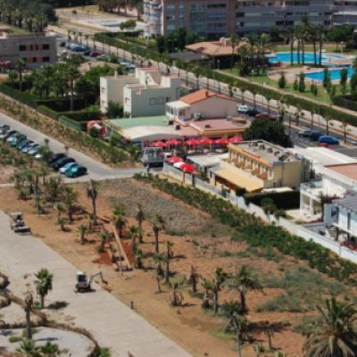 Vista aérea del restaurante frente al paseo marítimo